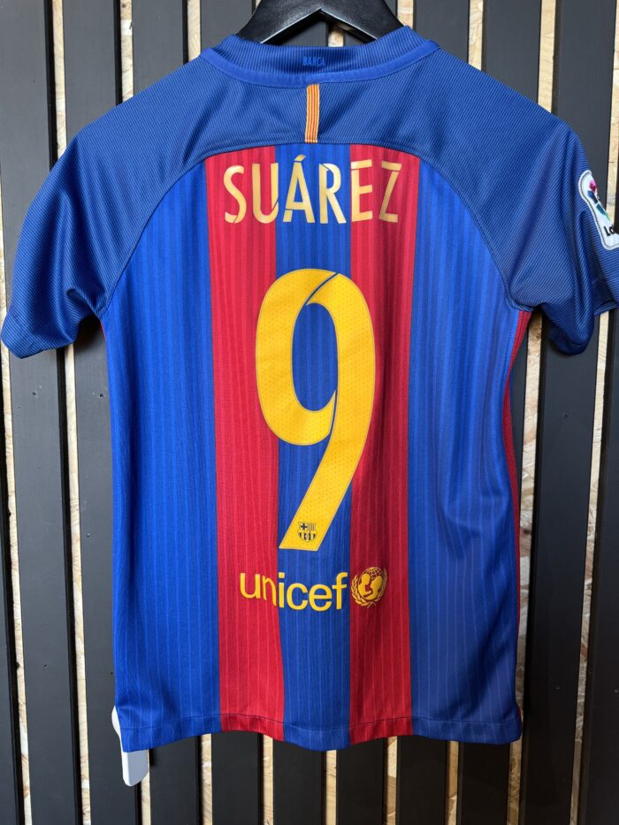 Retro Barcelona Home Shirt 2016/17 Suarez No.9 - Image 2