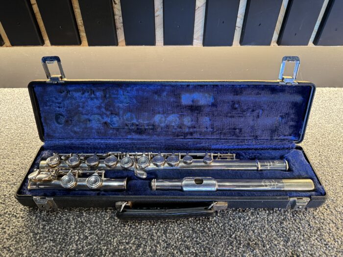 Boosey & Hawkes Emperor E Flute - with case - Image 2