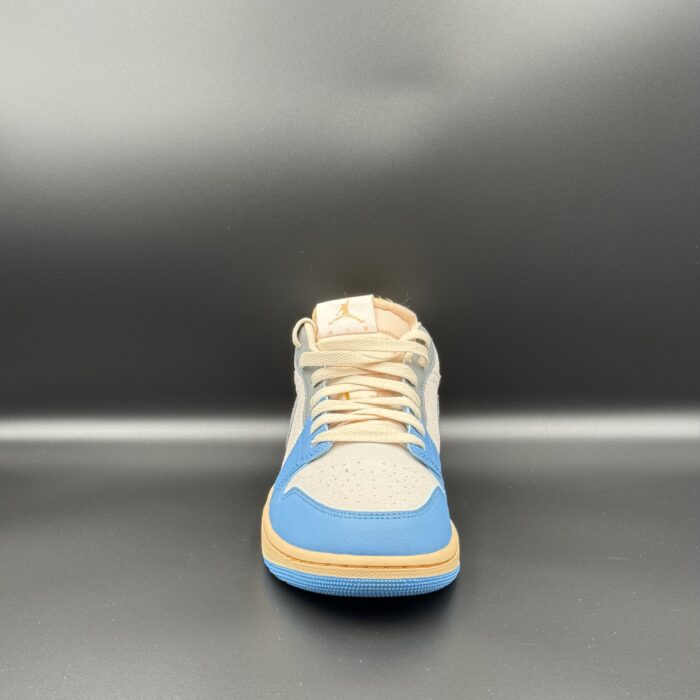 Air Jordan 1 Low SE Tokyo Vintage - Image 4