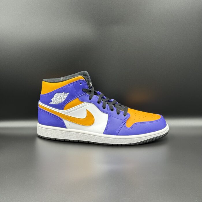 AIR JORDAN 1 MID LAKERS - Image 3