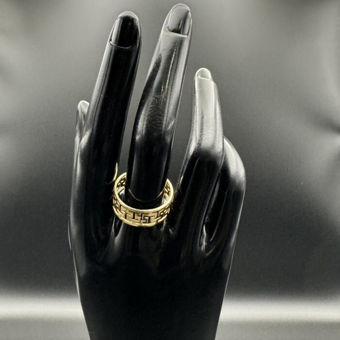 18ct Greek Style Ring