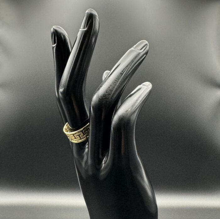 18ct Greek Style Ring - Image 2