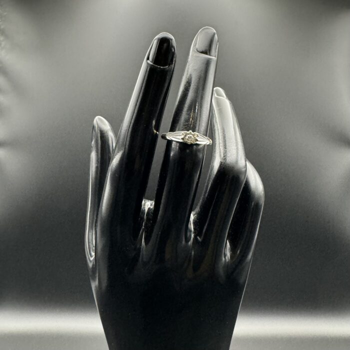 18ct Gold Engagement Ring With Platinum Mount