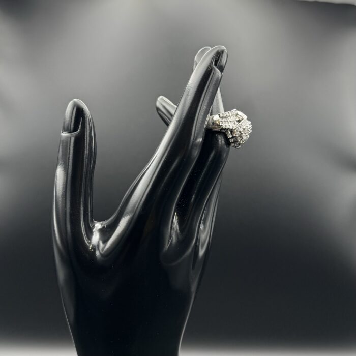 14ct White Gold Cocktail Ring with 2ct of Diamonds - Image 4