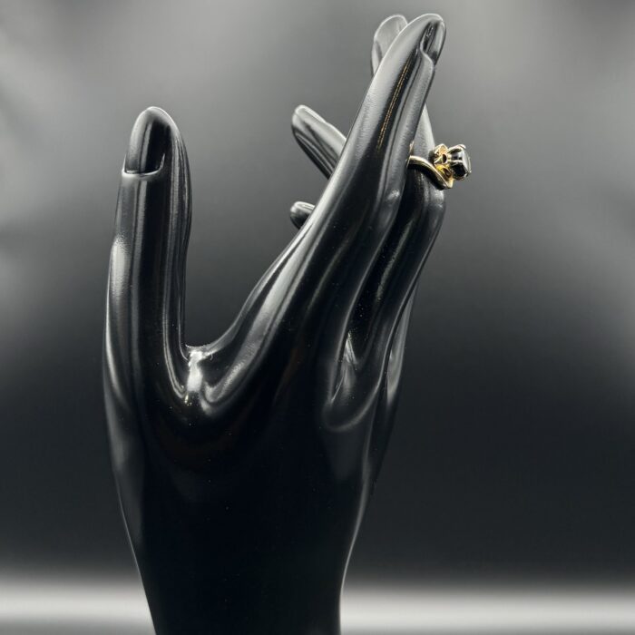 14ct Gold Ring with Brown Star Sapphire Stone - Image 4
