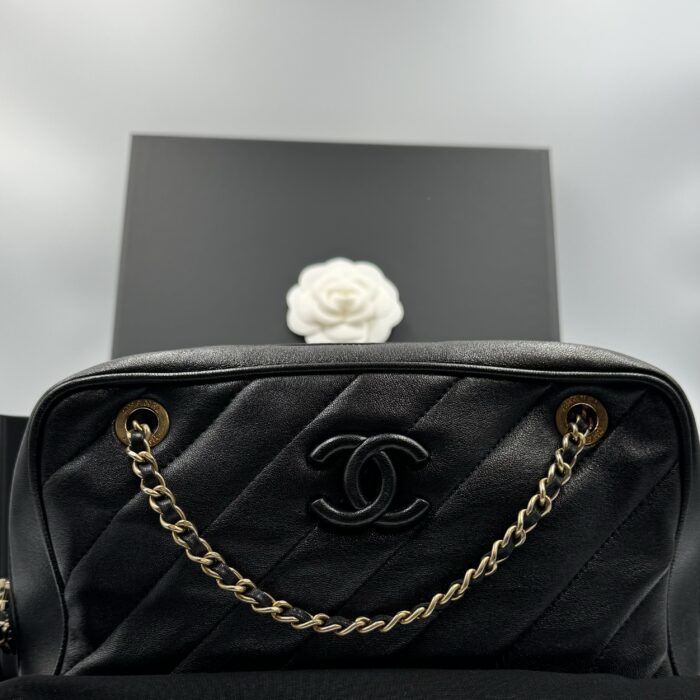 Chanel Lambskin Coco Vintage Camera Case - Image 3