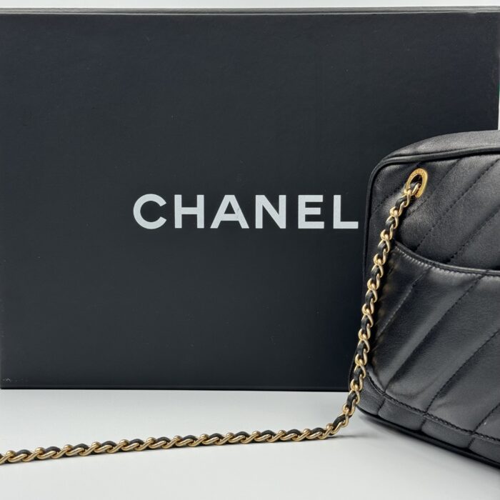 Chanel Lambskin Coco Vintage Camera Case - Image 5