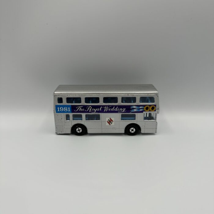 Matchbox 'The Royal Wedding' Toy Bus - Image 3
