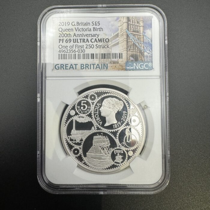 Five Pound Crown 2019 200th Anniversary