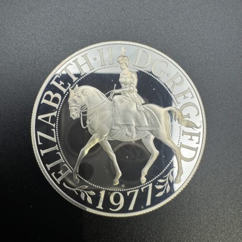 1977 Great Britain Elizabeth II Silver 25 - Pence Coin