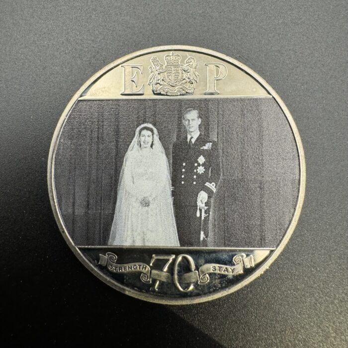 One Crown Elizabeth 11 & Philip 70th Wedding Anniversary