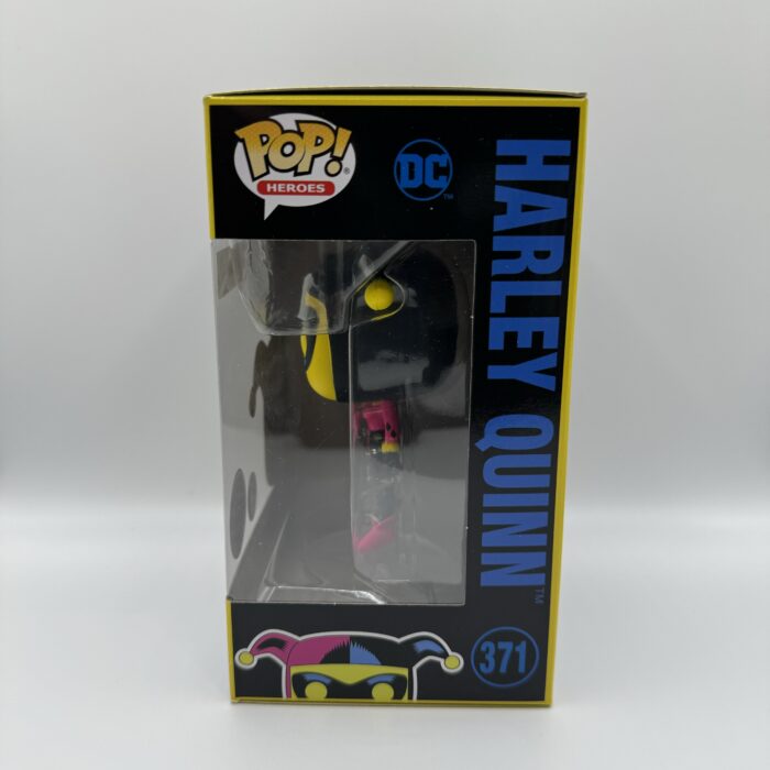 Batman The Animated Series Harley Quinn 371 - Image 2