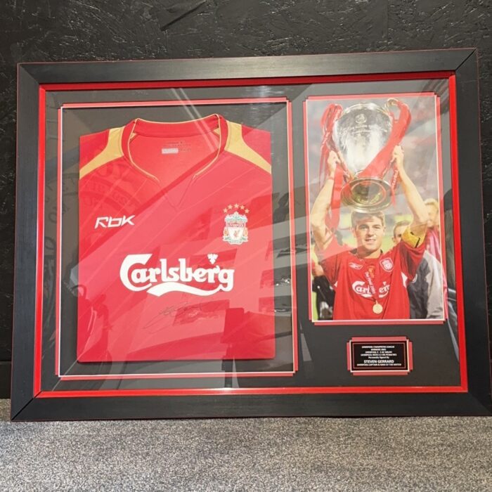 Signed Steven Gerrard Shirt - Liverpool FC