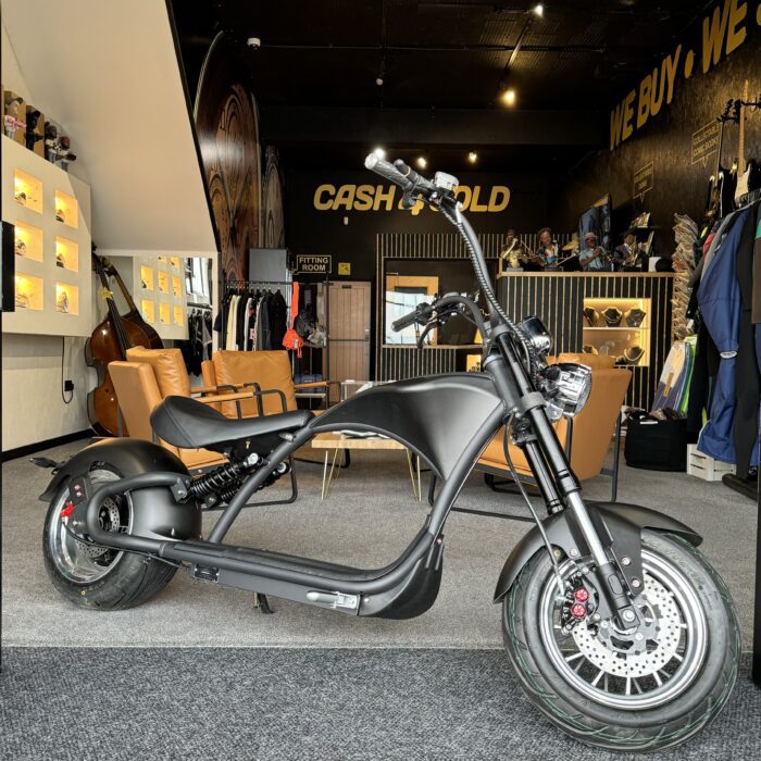 Mangosteen Electric Chopper Bike in Matte Black