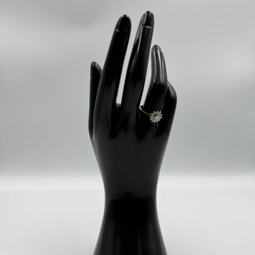 18ct Gold Diamond Cluster Ring