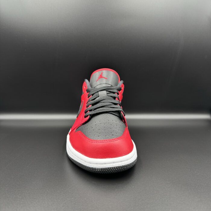 Air Jordan 1 Low Reverse Bred - Image 3