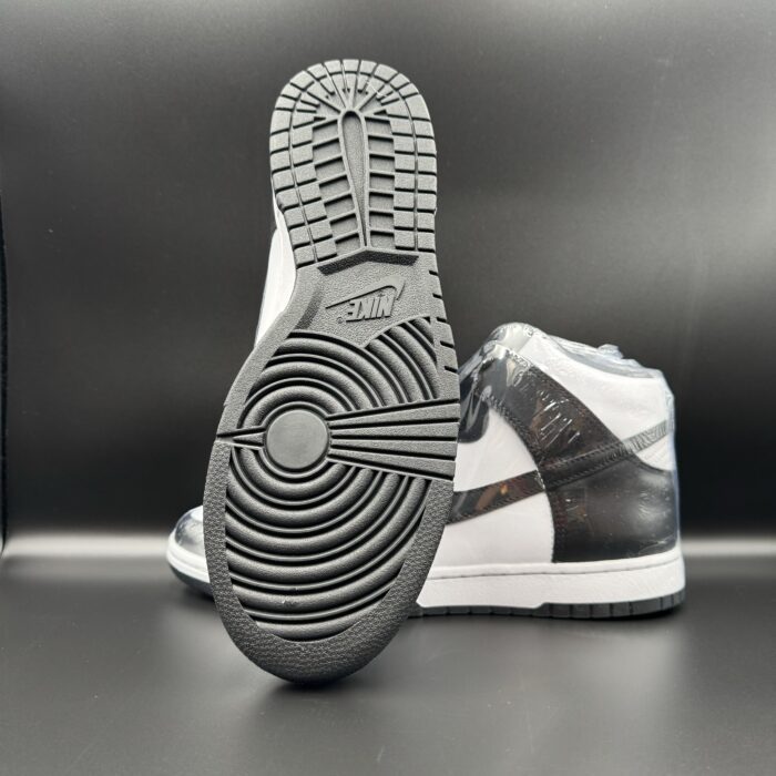 Nike Dunk High Panda - Image 2