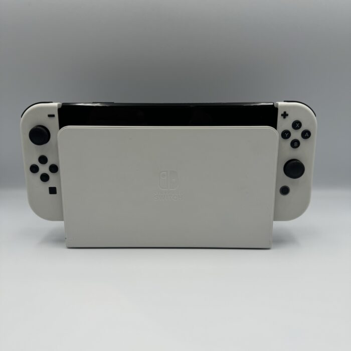 Nintendo Switch White with Mario Kart Deluxe 8 Game - Image 2