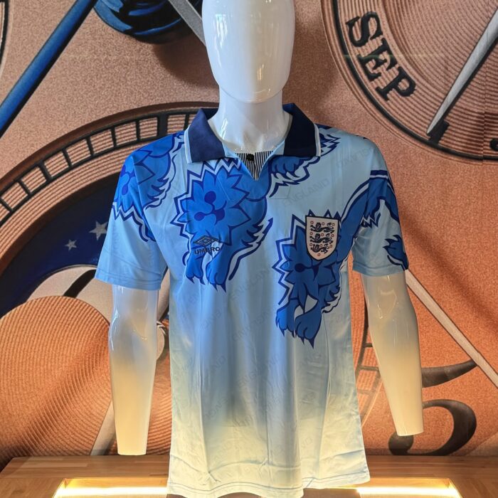 Retro England Third Shirt 1992/1993 Shearer No.20 - Image 2
